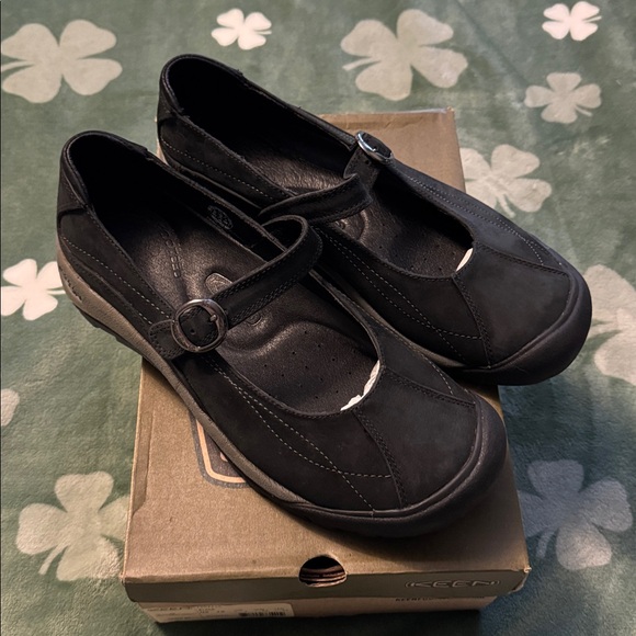 Keen Toyah MJ Black Nubuck Mary Jane W12 - Picture 2 of 13